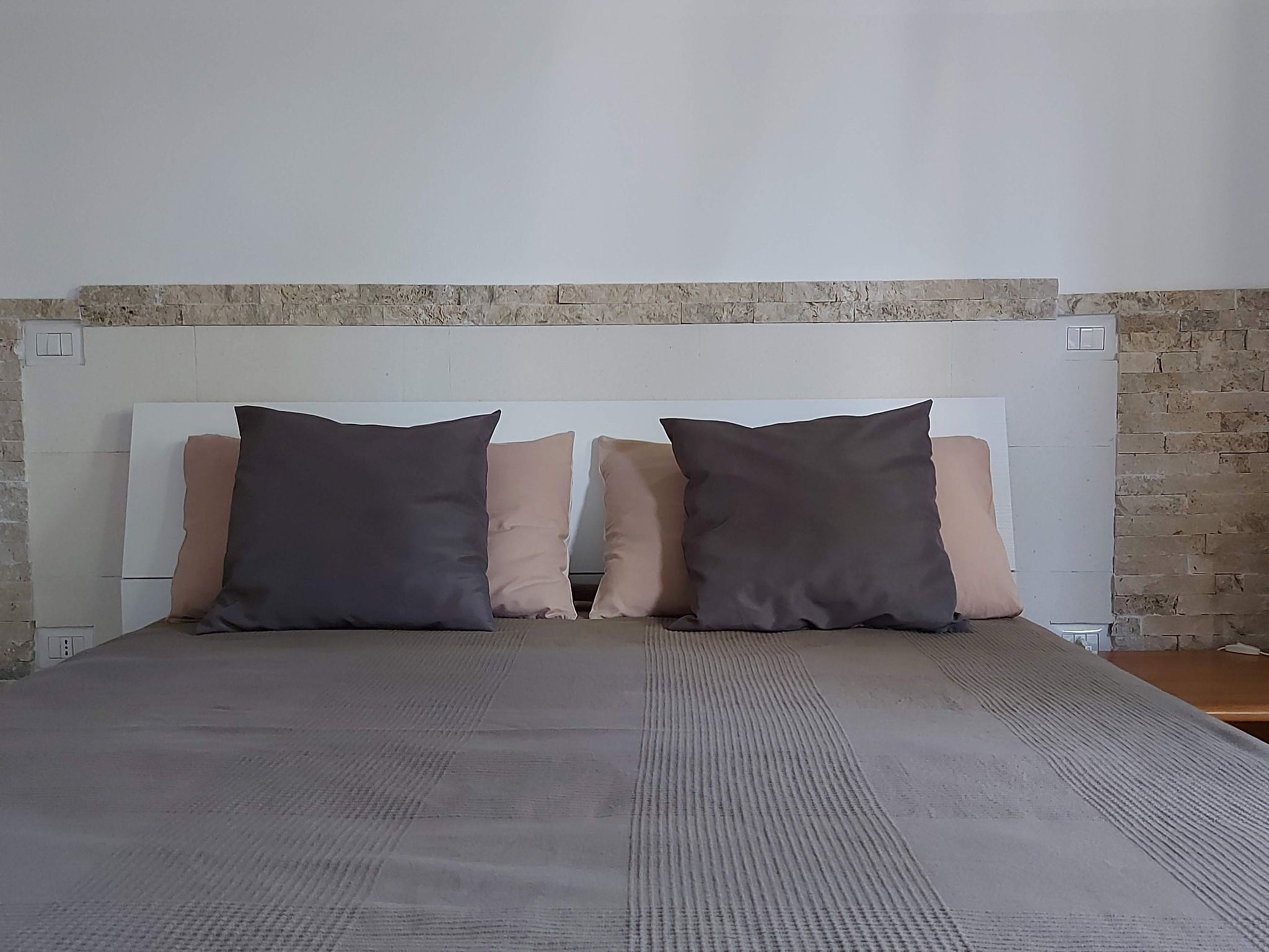 Villa Luigi, Unterkunft in der Villa, Parkplatz, Wallbox