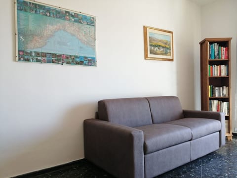 Finalmarina Zwei-Zimmer-Wohnung 300m Strand