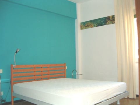 Finalmarina Zwei-Zimmer-Wohnung 300m Strand
