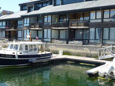 Les Marinas