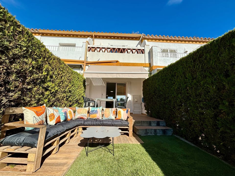 Casa Fluvià con piscina condivisa - L'Estartit