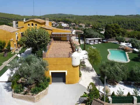 Masia Can Trabal für 24 Gäste mit privatem Pool in der Nähe von Sitges