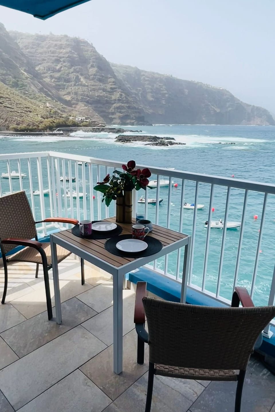 in Mesa Del Mar con balcone aperto - Juan Fernández