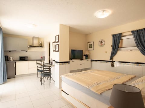 Charmante Wohnung in Chayofa mit Pool und Grill