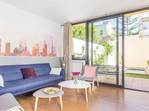 Wohnung in Gracia mit privatem Pool
