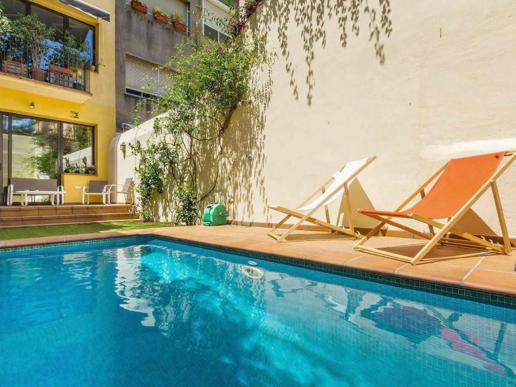Wohnung in Gracia mit privatem Pool