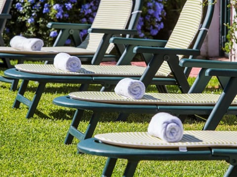 Haus mit privatem Pool, Garten und privatem Parkplatz