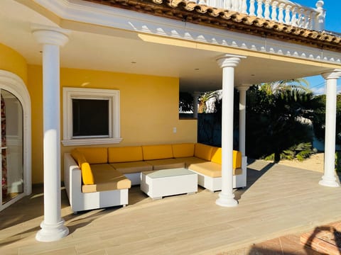 Traumvilla Revoltes