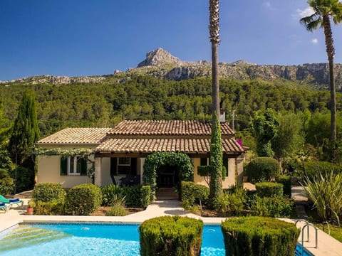 Fantastische Villa in einer ruhigen Gegend in der Nähe von Pollensa