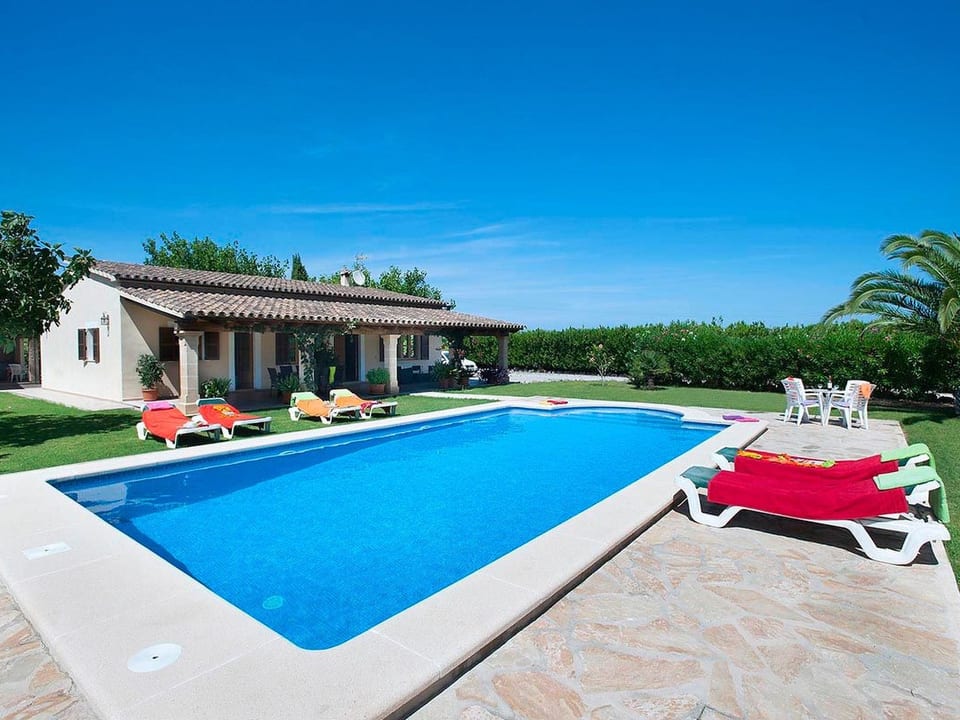 Schönes Ferienhaus in Alcúdia mit Großem Pool - Alcúdia