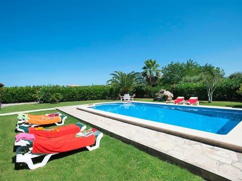 Schönes Ferienhaus in Alcúdia mit Großem Pool