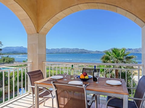 Schöne Villa mit Meerblick