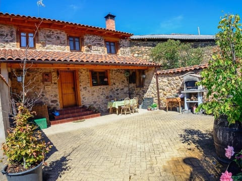 Landhaus im Berg von Leon