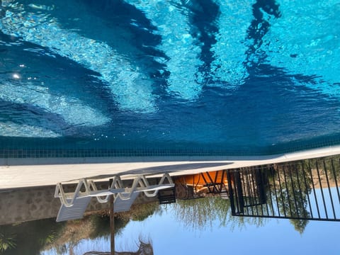 Wunderschön gelegenes Ferienhaus mit privatem Pool