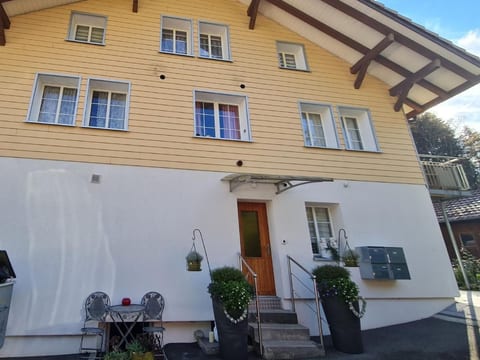 Heimelige Ferienwohnung im Naturpark Diemtigtal