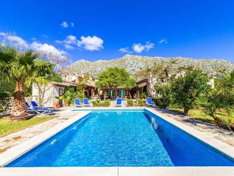 Charmante ländliche Villa Martorell mit Schwimmbad