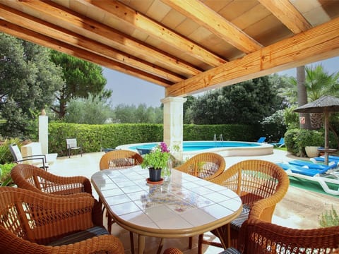 Schöne Villa in Pollensa mit beheiztem Pool