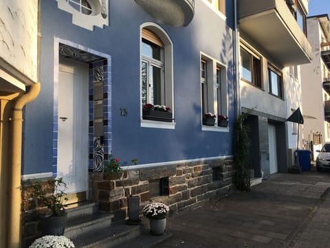 direkt an Rhein und Mosel