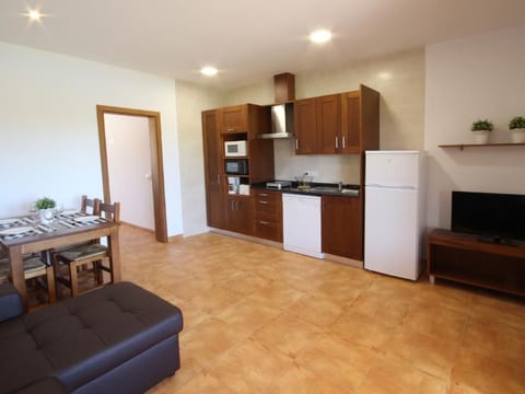 Wohnung mit Pool, Garten, Terrasse und Grill