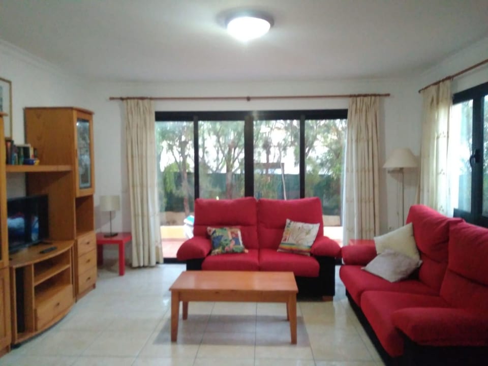 Casa Pared - La Pared