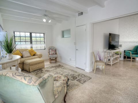 Guest House at the Ocean