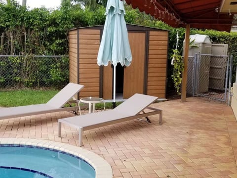 Villa Garden Isle
