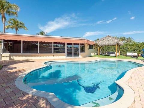 Villa Garden Isle