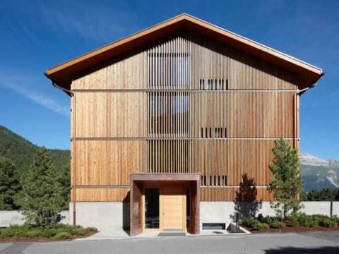 Alpine Lodge 6-Bett-Wohnung mit Galerie