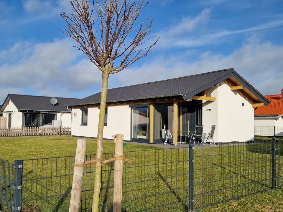 G11 Eingezäuntes Neubau-Haus in Eckwarderhörne - Butjadingen