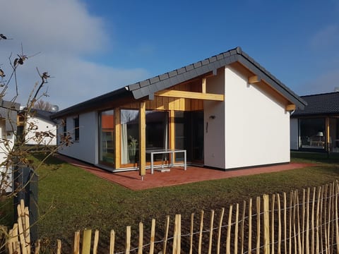 N5 Eingezäuntes Ferienhaus mit ebenerdiger Dusch