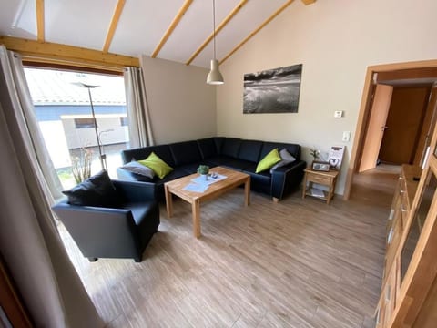N5 Eingezäuntes Ferienhaus mit ebenerdiger Dusch