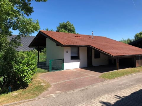K5 Haus in Eckwarderhörne mit Terrasse und Garte