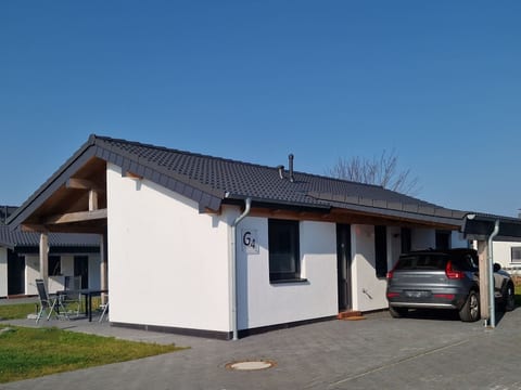 G4 Nordsee-Ferienhaus mit Sauna und Garten