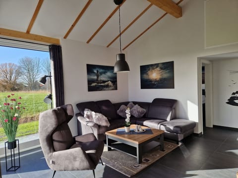 G10 Ferienhaus mit Wiesenblick in Eckwarderhörne