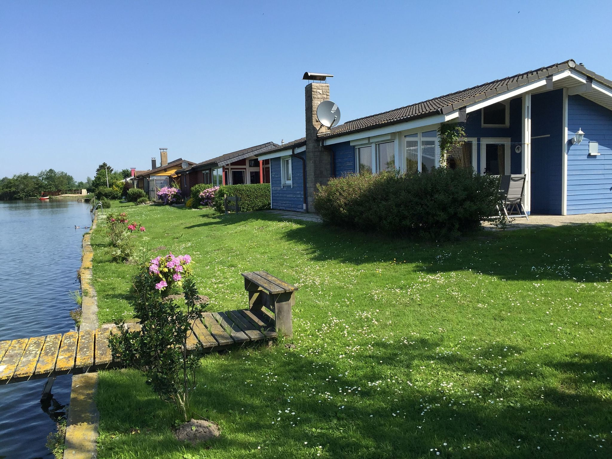 direkt am Binnensee mit eigenem Steg