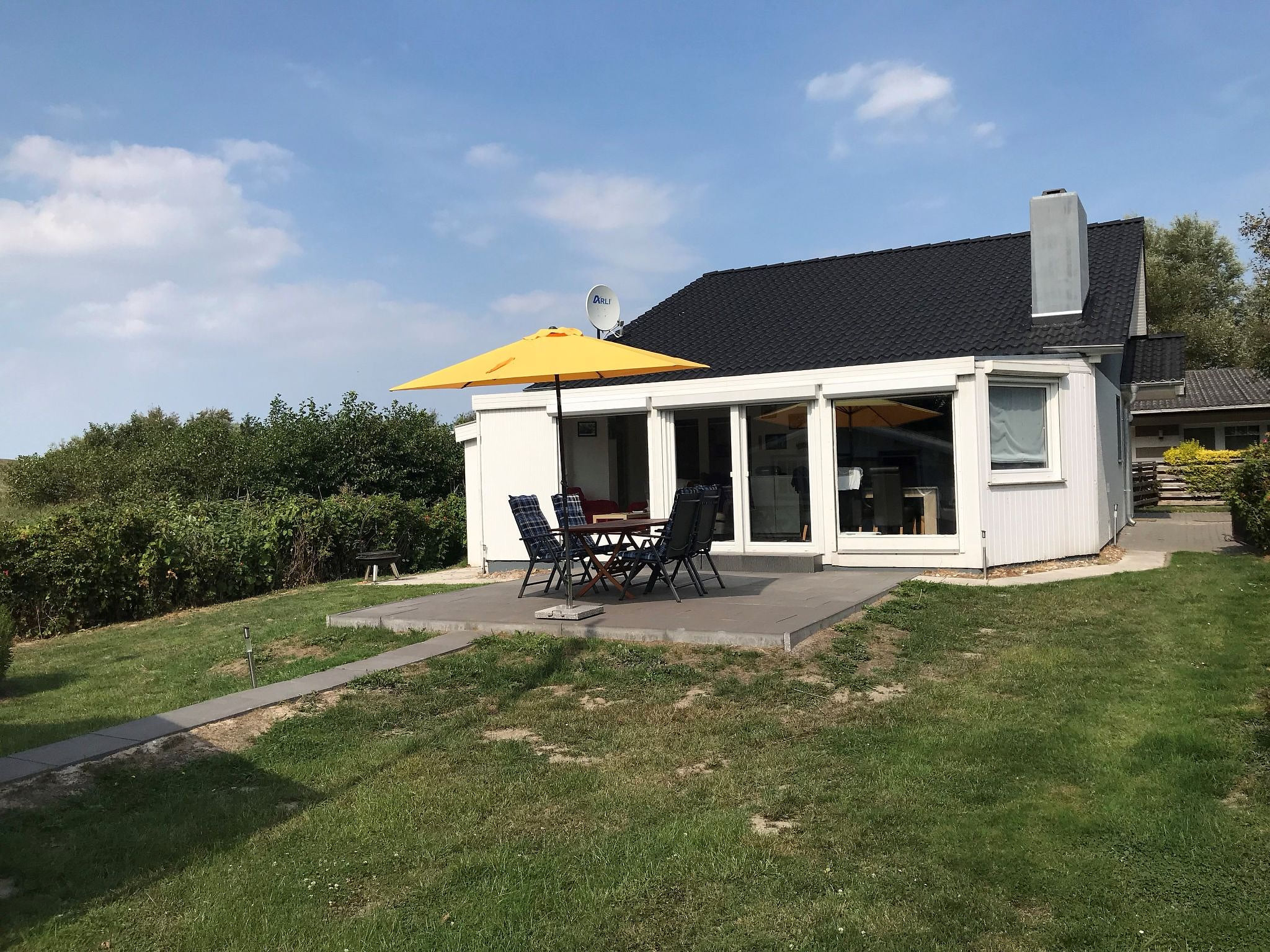 E3 Haus mit Wintergarten, Kamin und Deichblick