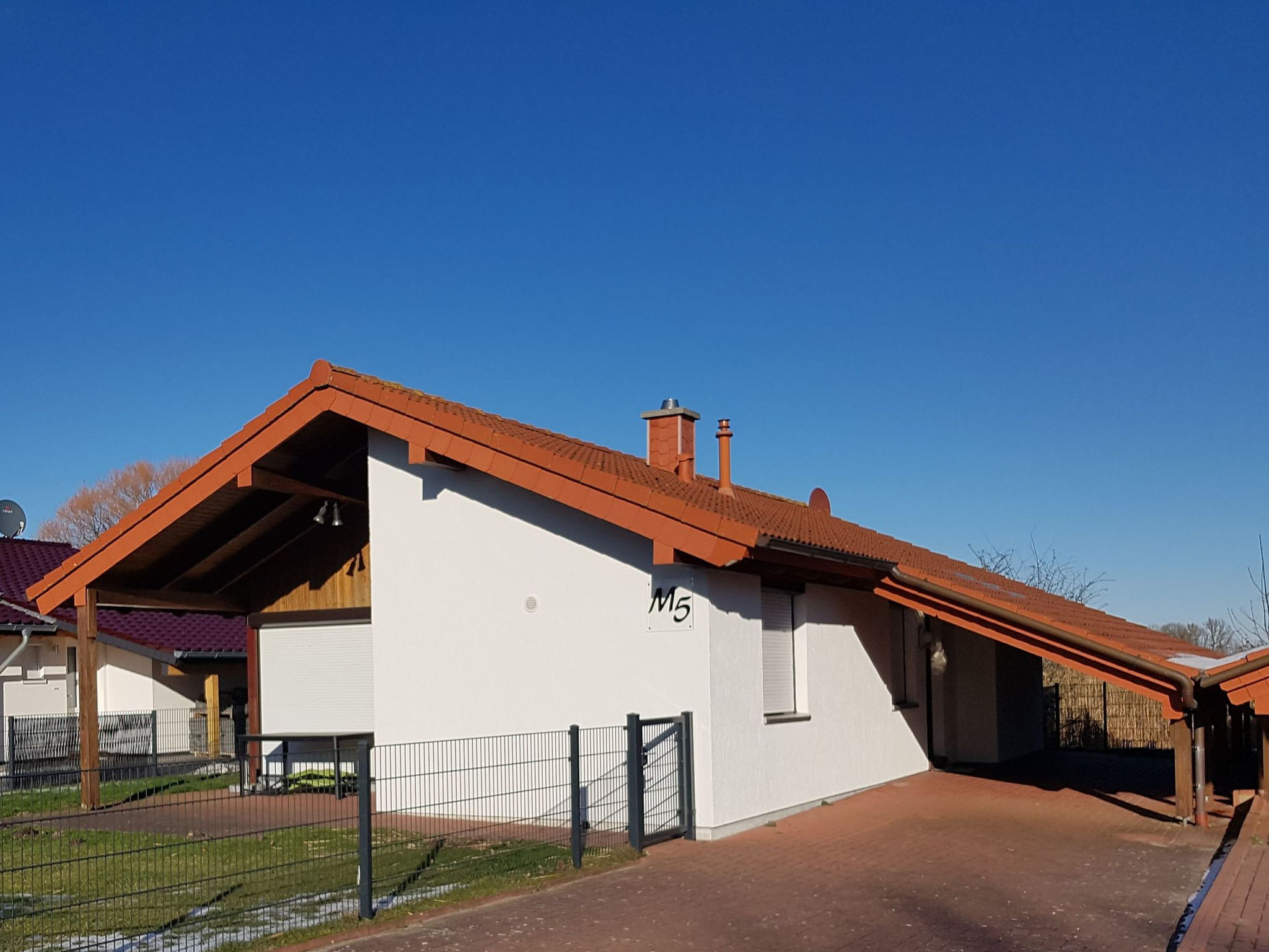 M5 Haus mit Garten, Waschmaschine und Trockner