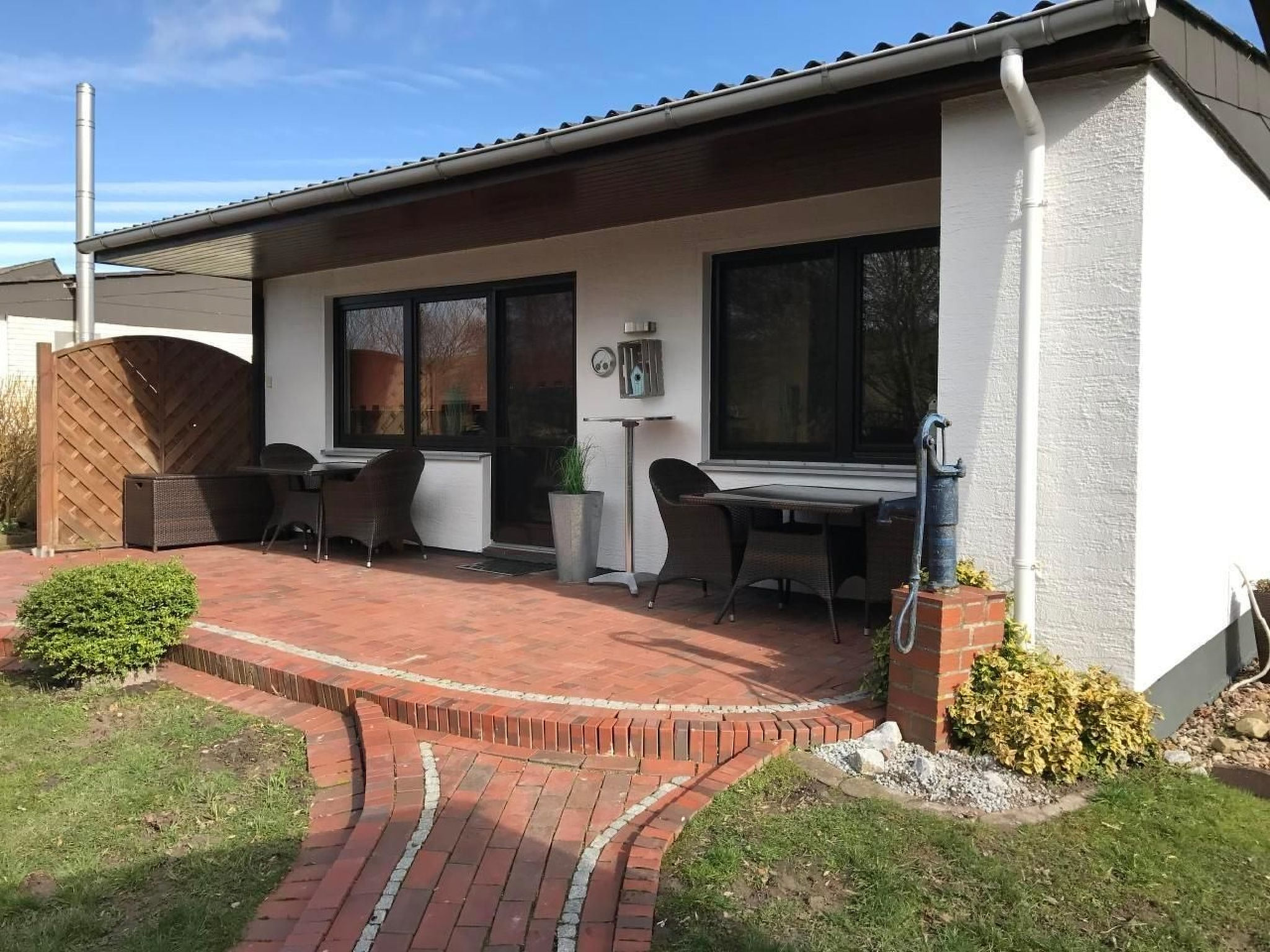 E13 Ferienhaus mit Garten, Terrasse und Deichblick