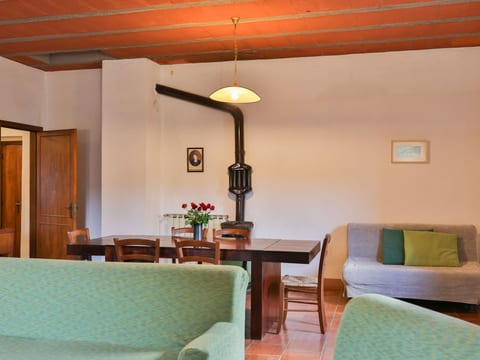 Schönes Apartment mit 2 Schlafzimmern und 2 Bädern