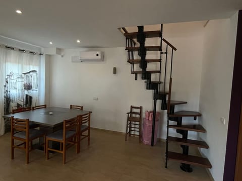 Haus Aina