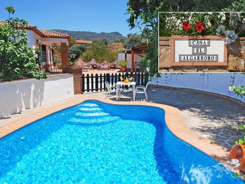 Schönes Landhaus mit Pool, Klimaanlage, Privatsphäre.