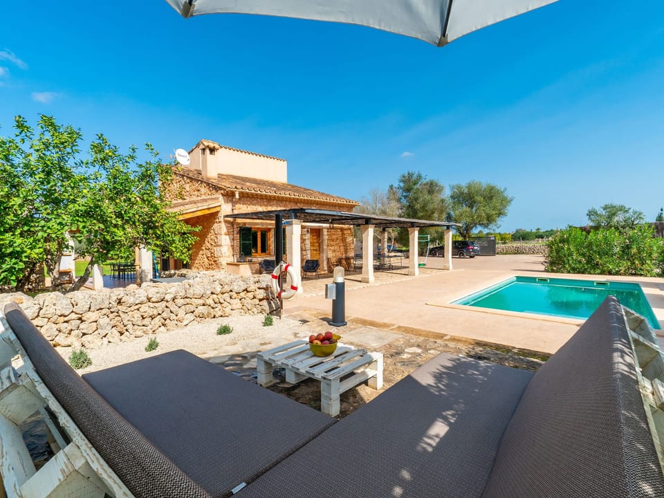Stilvolle, top-moderne, traumhafte Finca in Sineu - Sineu