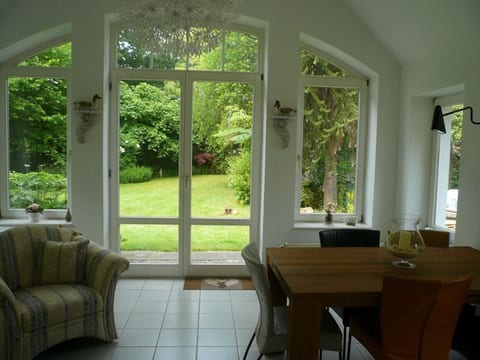in Stollhamm mit Großem Garten