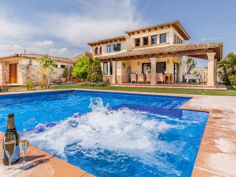 Villa Moliner ; Ruhe in 3,5 km Entfernung vom Strand von Llenaire