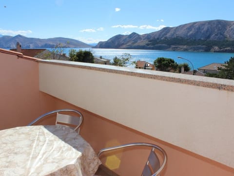 in Baška mit Eigenem Balkon