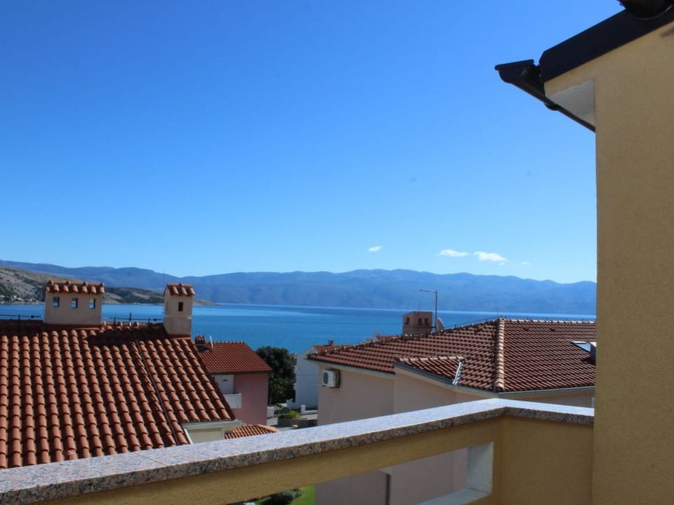 Apartamento en Baška con balcón privado - Baška
