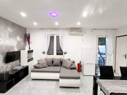 Charmante Ferienwohnung in Baška mit Eigener Terrasse
