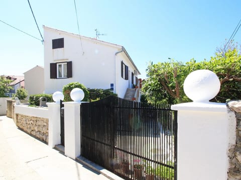 Charmante Ferienwohnung in Baška mit Eigener Terrasse