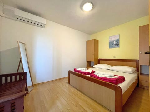 Wohnung in Baška mit Eigener Terrasse