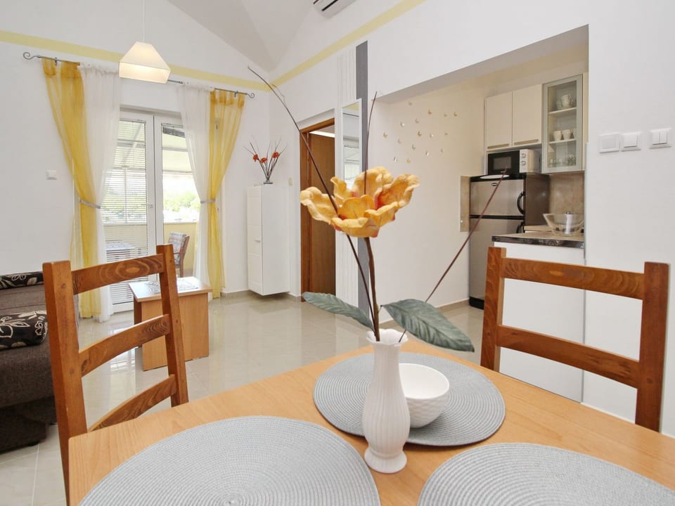 Apartamento en Baška con balcón privado - Baška